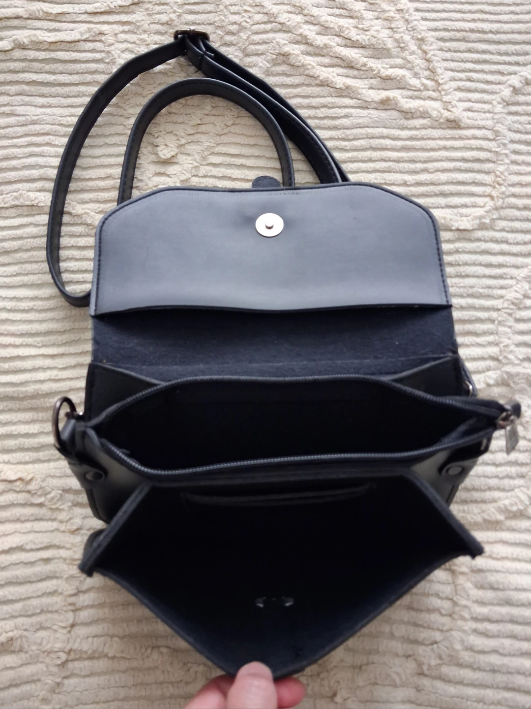 Black Crossbody Bag - photo 4