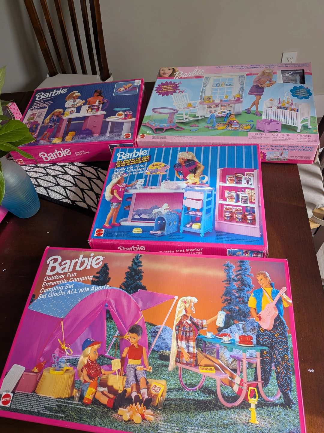 Free Vintage ('90s & Y2K) Barbie Dolls and Playsets - photo 3