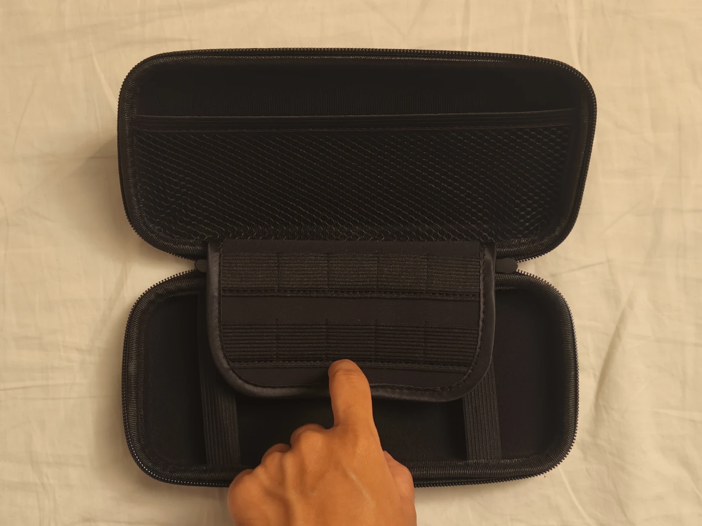 Nintendo Switch Carry Case - photo 4