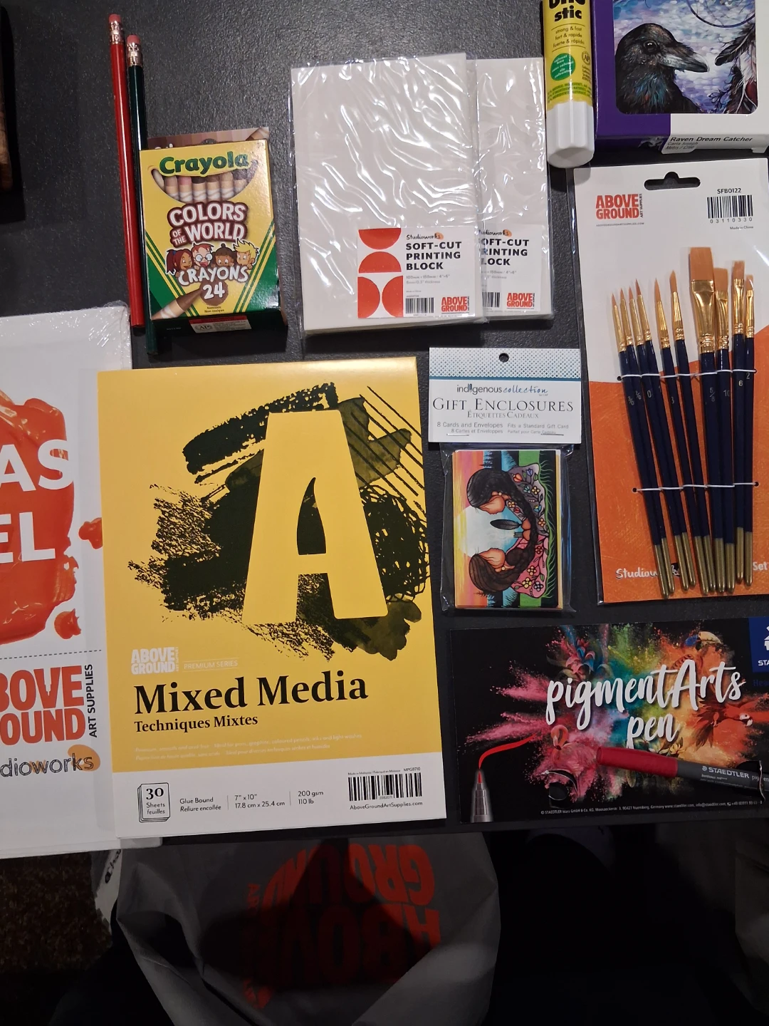 NEW Art Supplies - photo 3