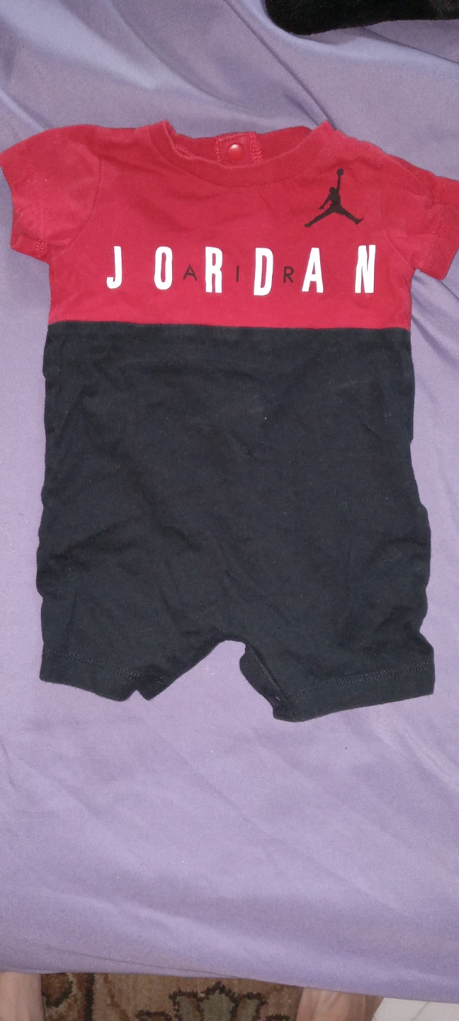 Jordan Baby Romper Red and Black - photo 2