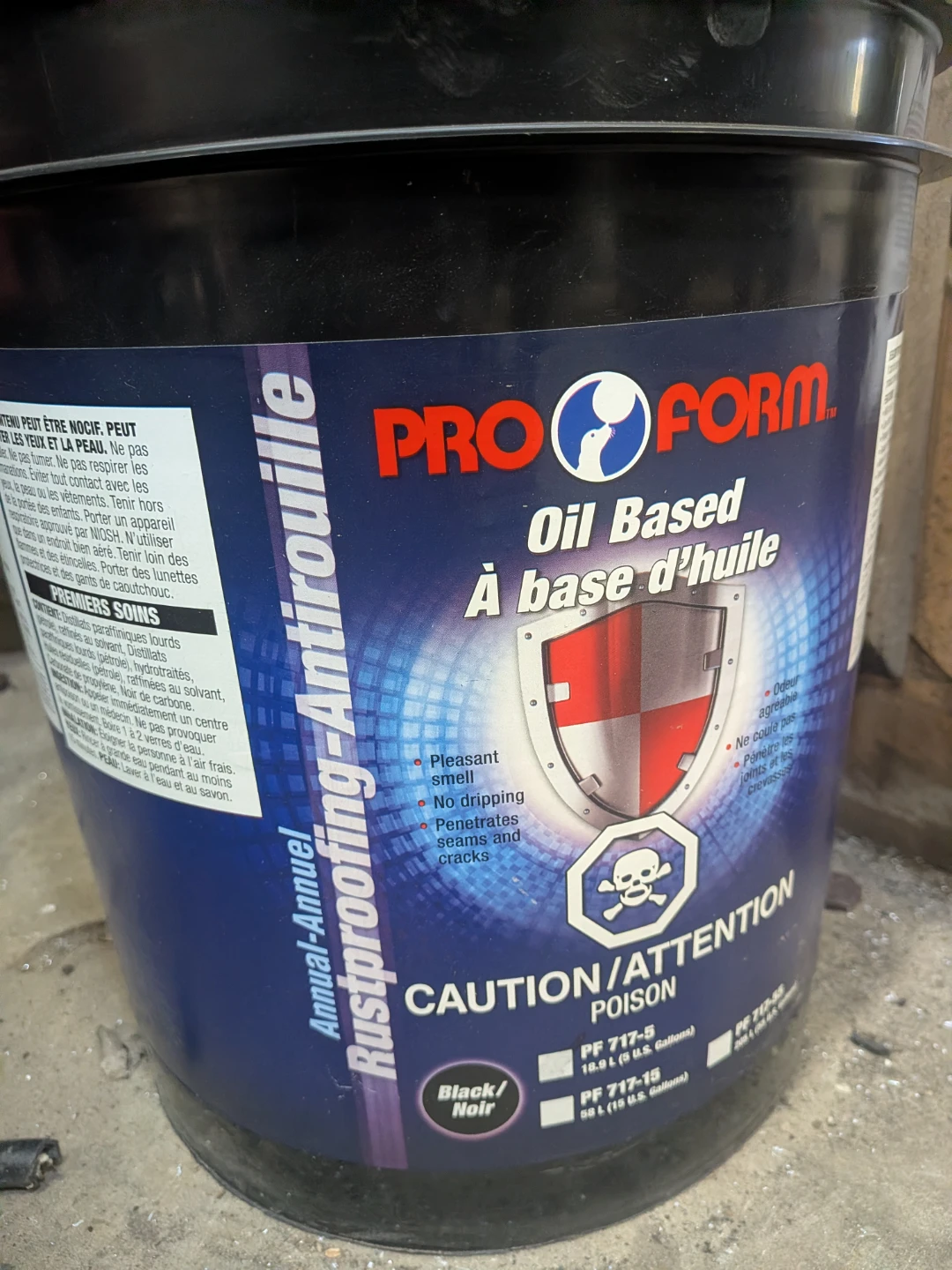 Trailer Oil Spraying