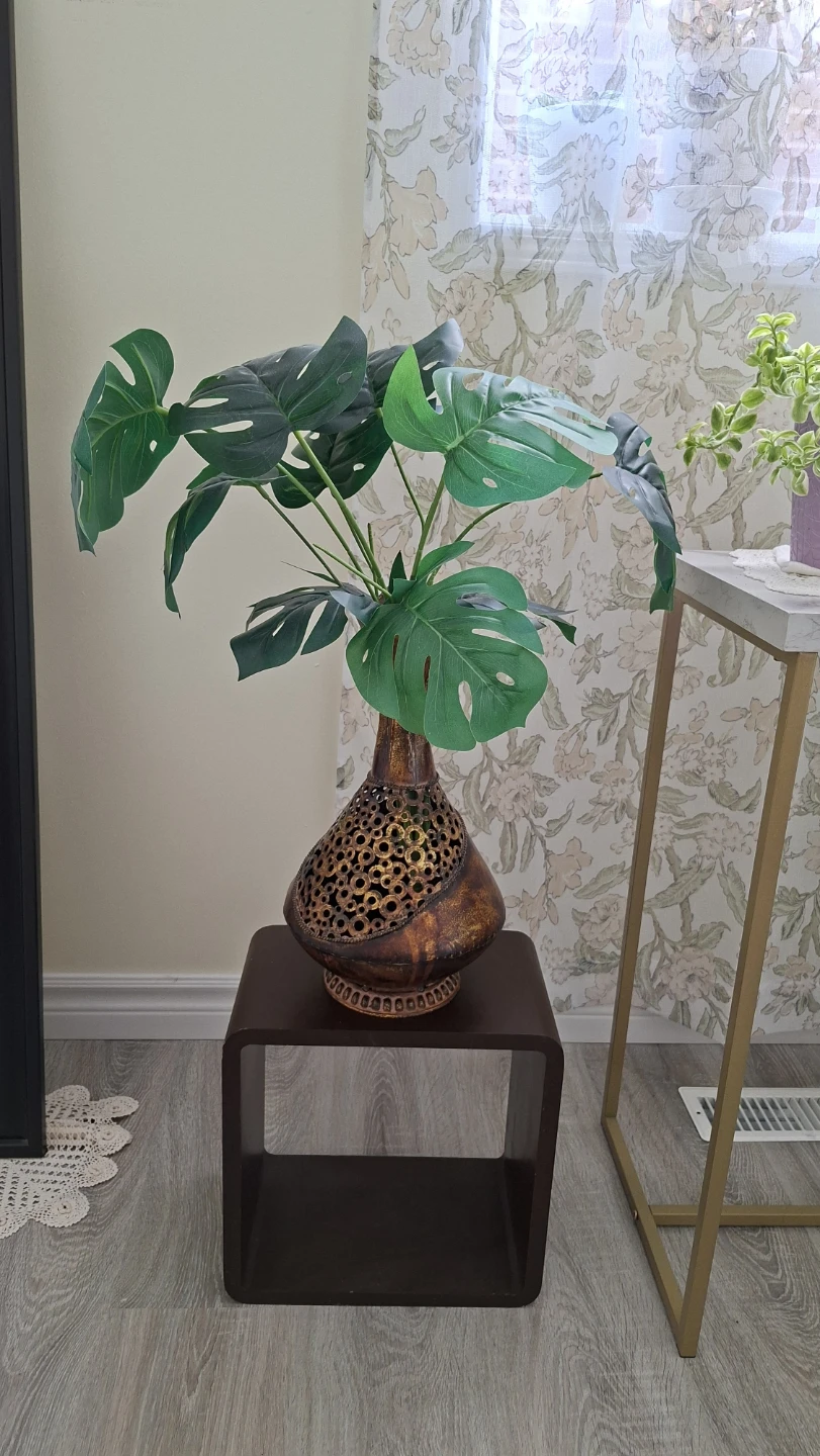 Artificial Monstera Plant in Vase& Cube Stand