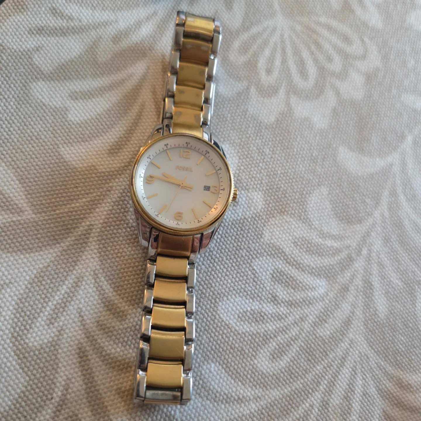Vintage Fossil Women's Mother of Pearl Sainless Steel Watch