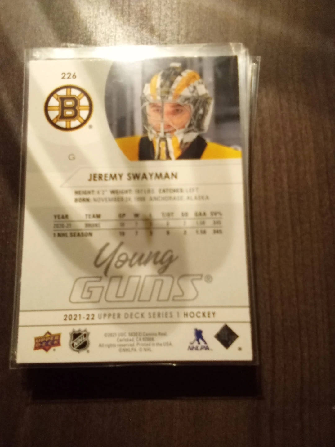 2021-22 Upper Deck Jeremy Swayman Young Guns Rookie Card - photo 2