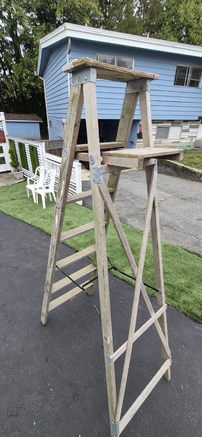 Wooden Step Ladder - photo 5