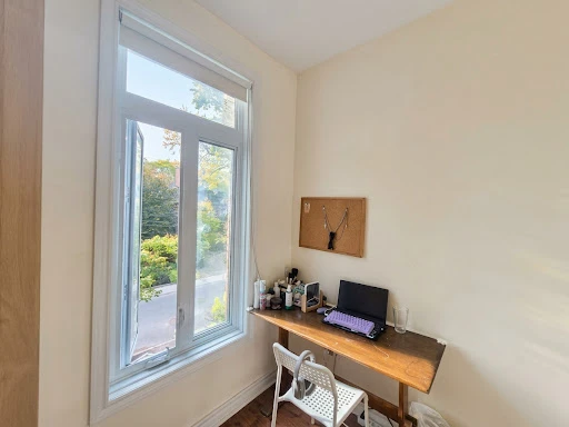 Room for rent-near dupont stn[Oct is free!!] - photo 4