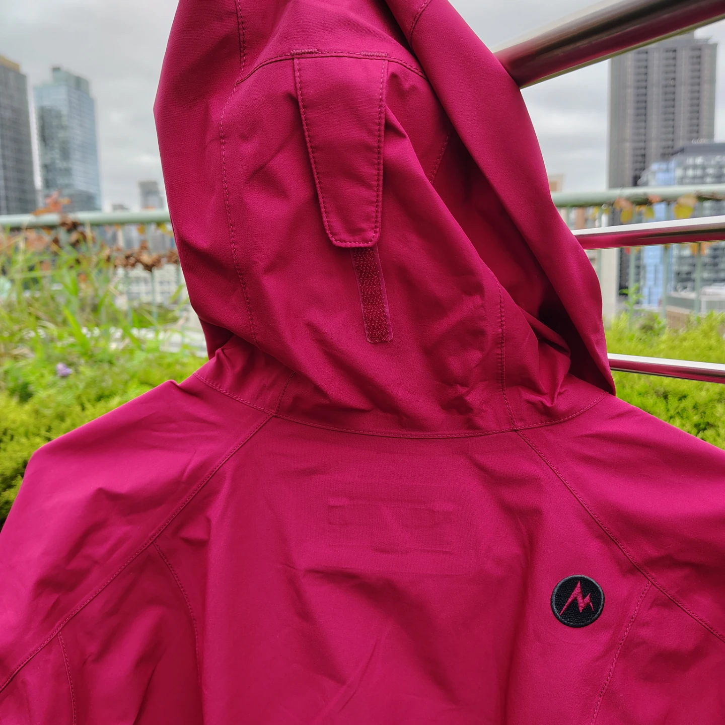 Lightweight Waterproof Rain Jacket - photo 3