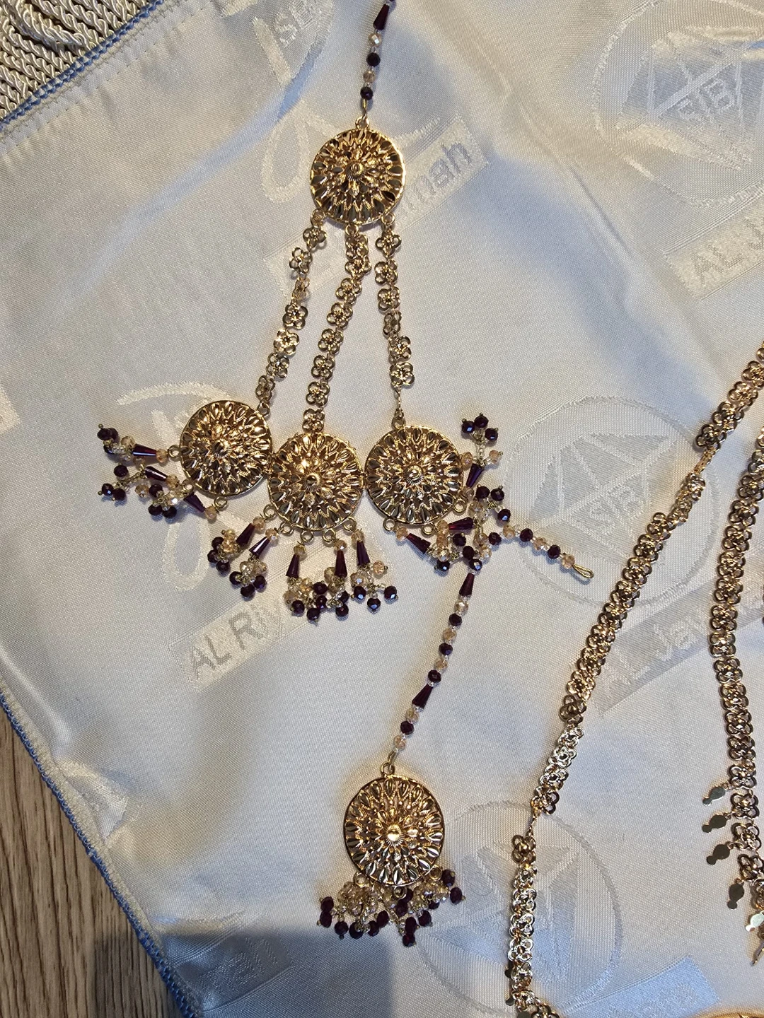 Gold-plated Multi-Layer Body Chain and Maang Tikka Set - photo 2
