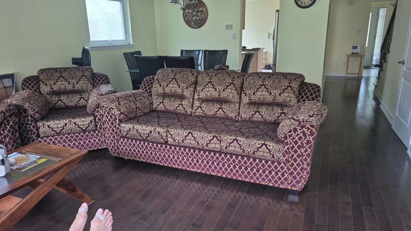 Traditional Damask Sofa & Chair Set – Burgundy & Gold