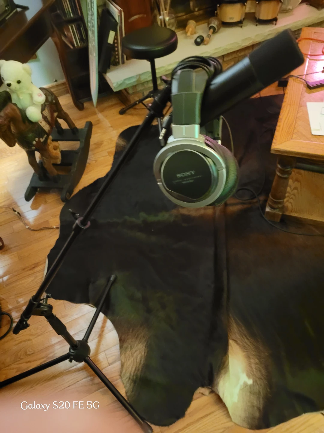 Sony Headphones and Microphone Bundle - photo 5