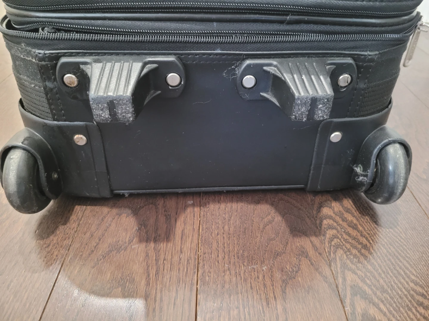 Black Leisure Luggage Rolling Carry-On Suitcase - photo 5