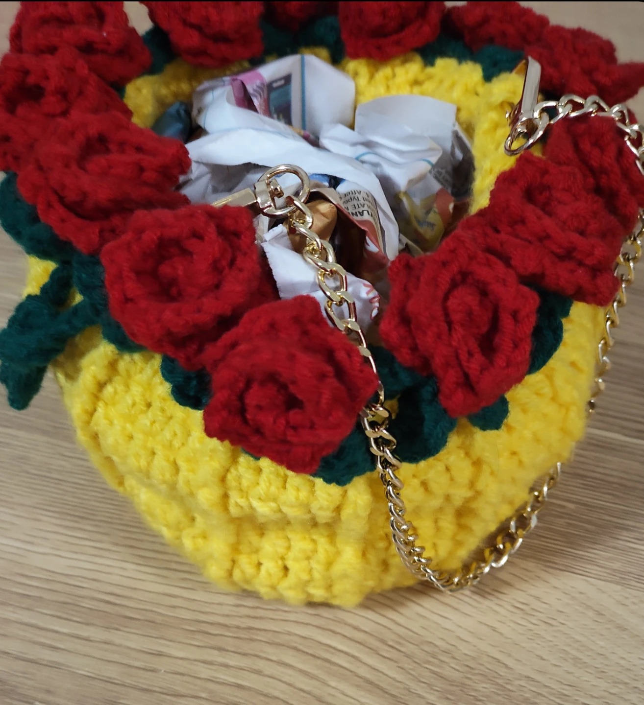 Handmade Crochet Rose Bucket Bag - photo 3