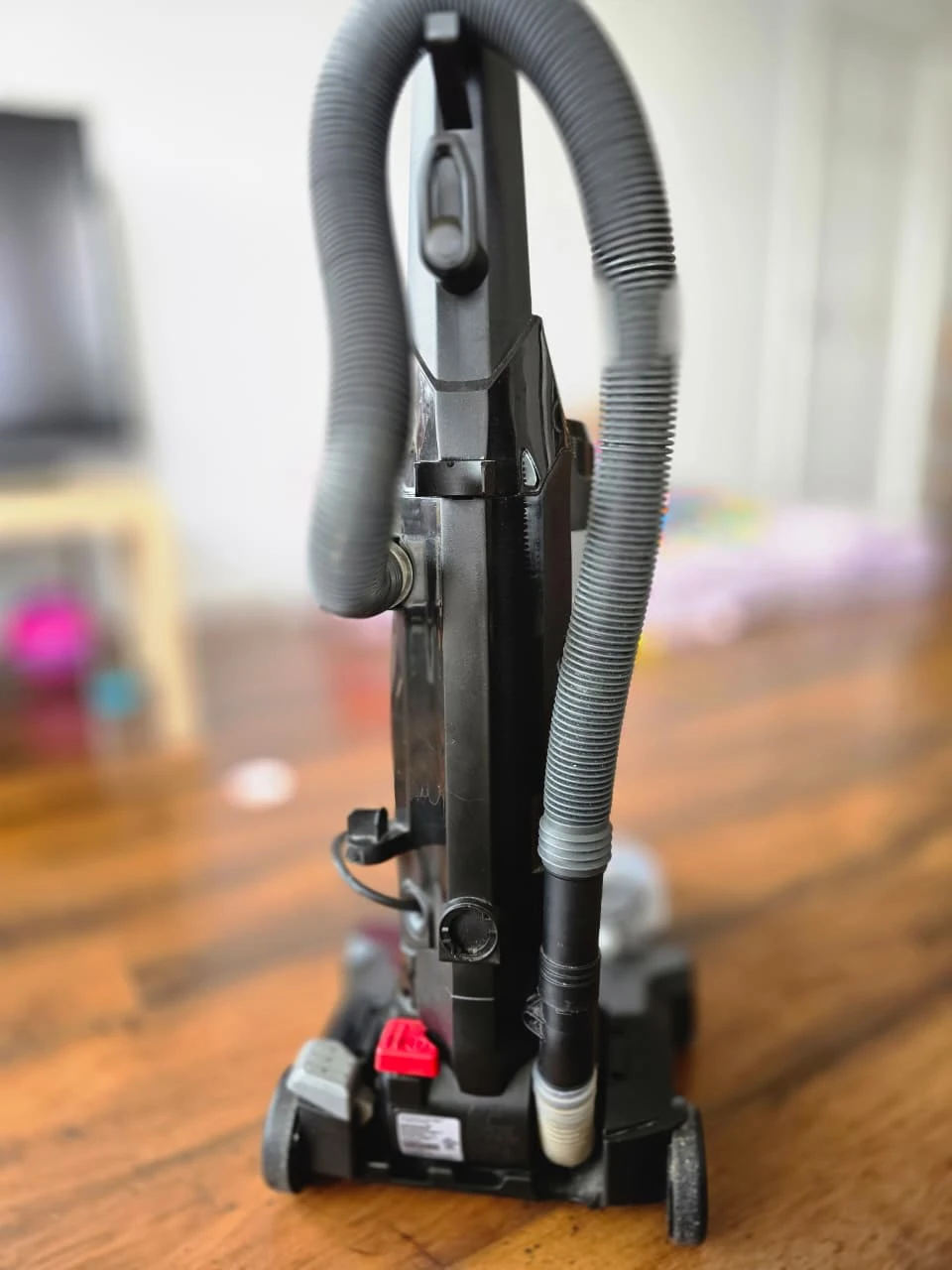 Bissell PowerForce Bagless Upright Vacuum - photo 5