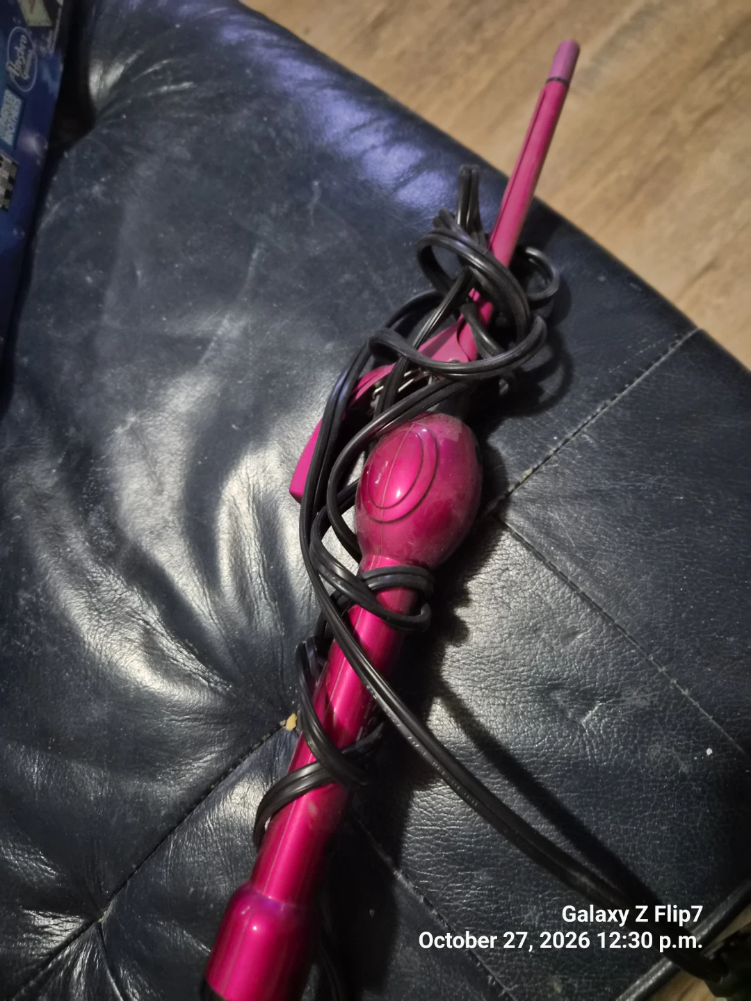 Hot Pink Curling Wand