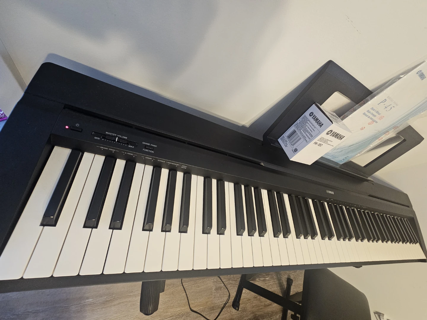 Yamaha P-45 Digital Piano Bundle - Excellent Condition - photo 3