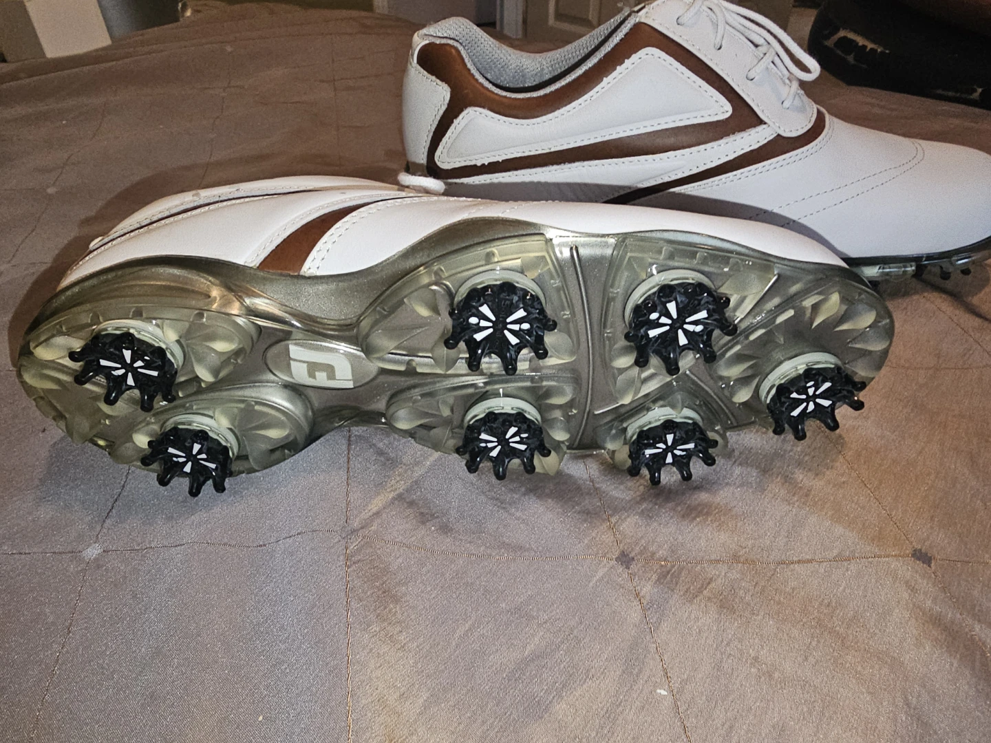 Womans NEW Foot Joy Golf shoes size 7 - photo 2