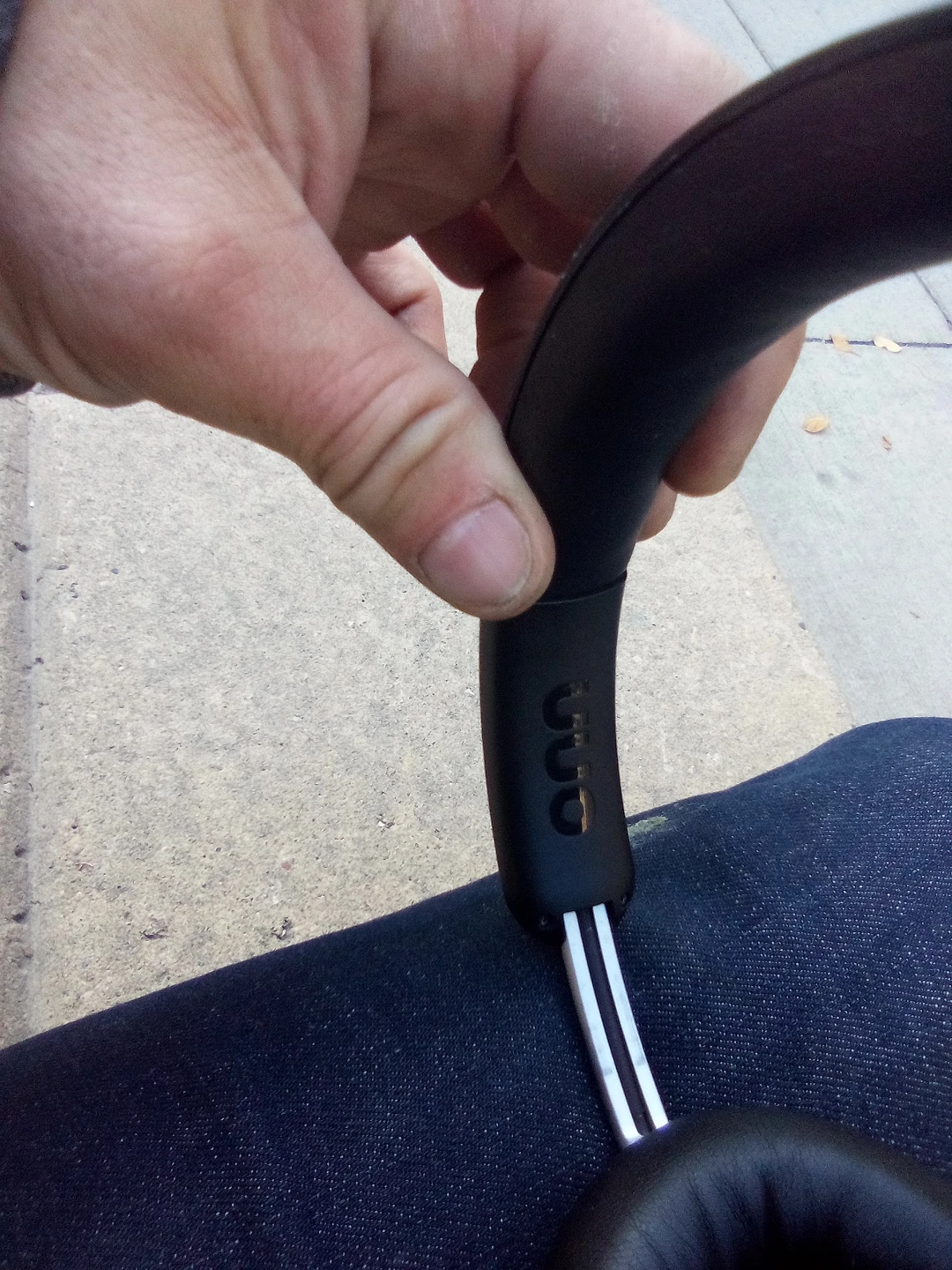 Onn Over-Ear Headphones Black - photo 5