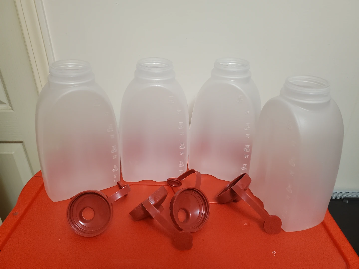 Set of 4 Tupperware Plastic Beverage Jugs - photo 3