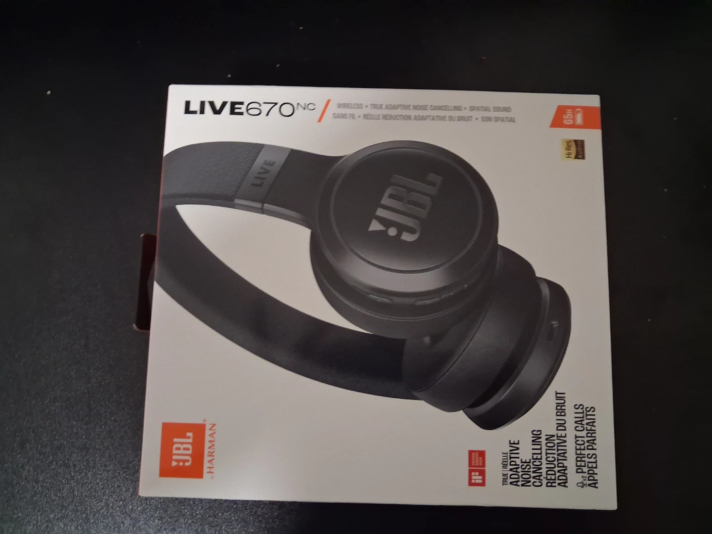 JBL Live 670NC Wireless Headphones - photo 5