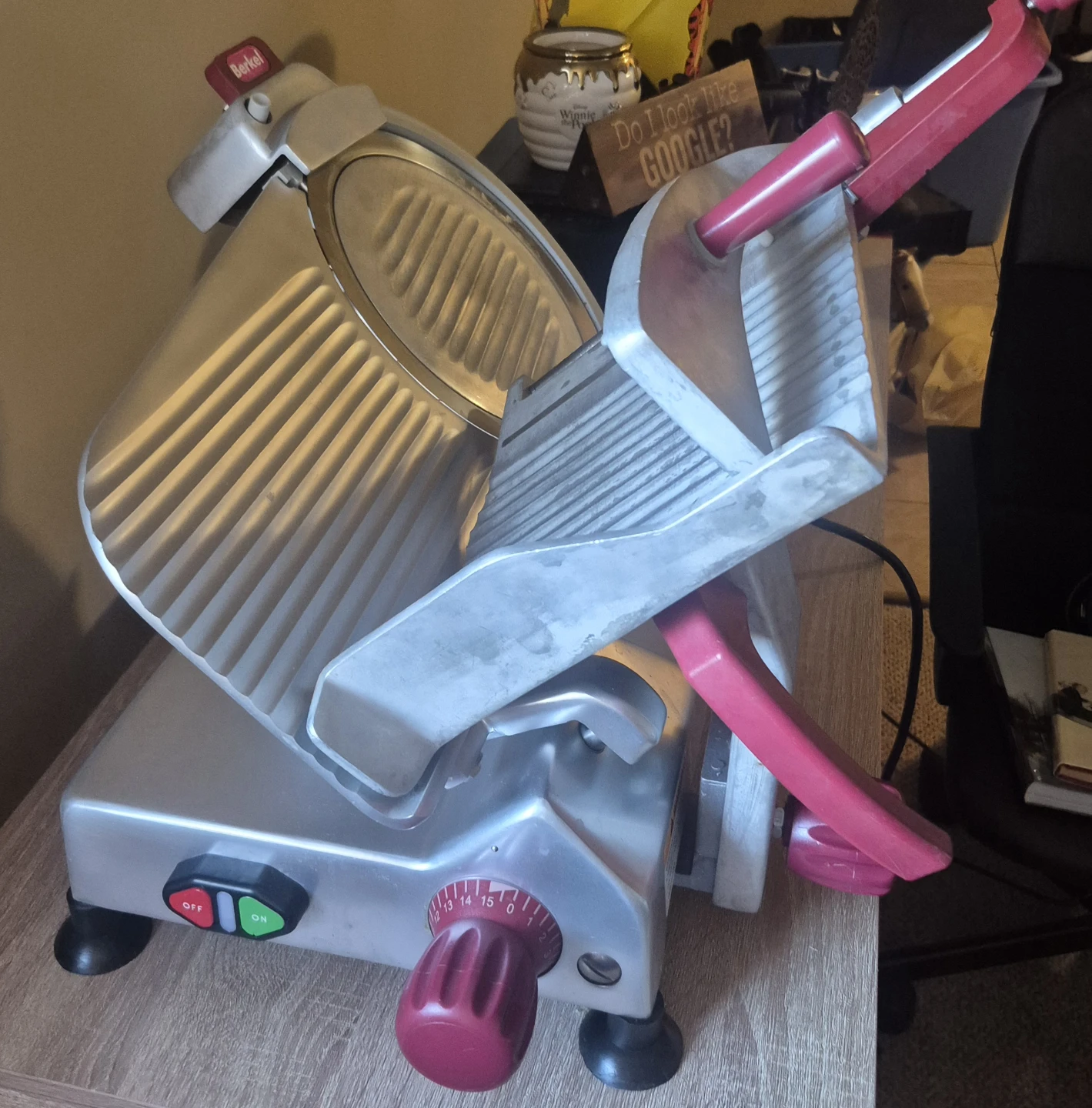 Berkel 825A-Plus 10 inch  commercial Meat Slicer - photo 2