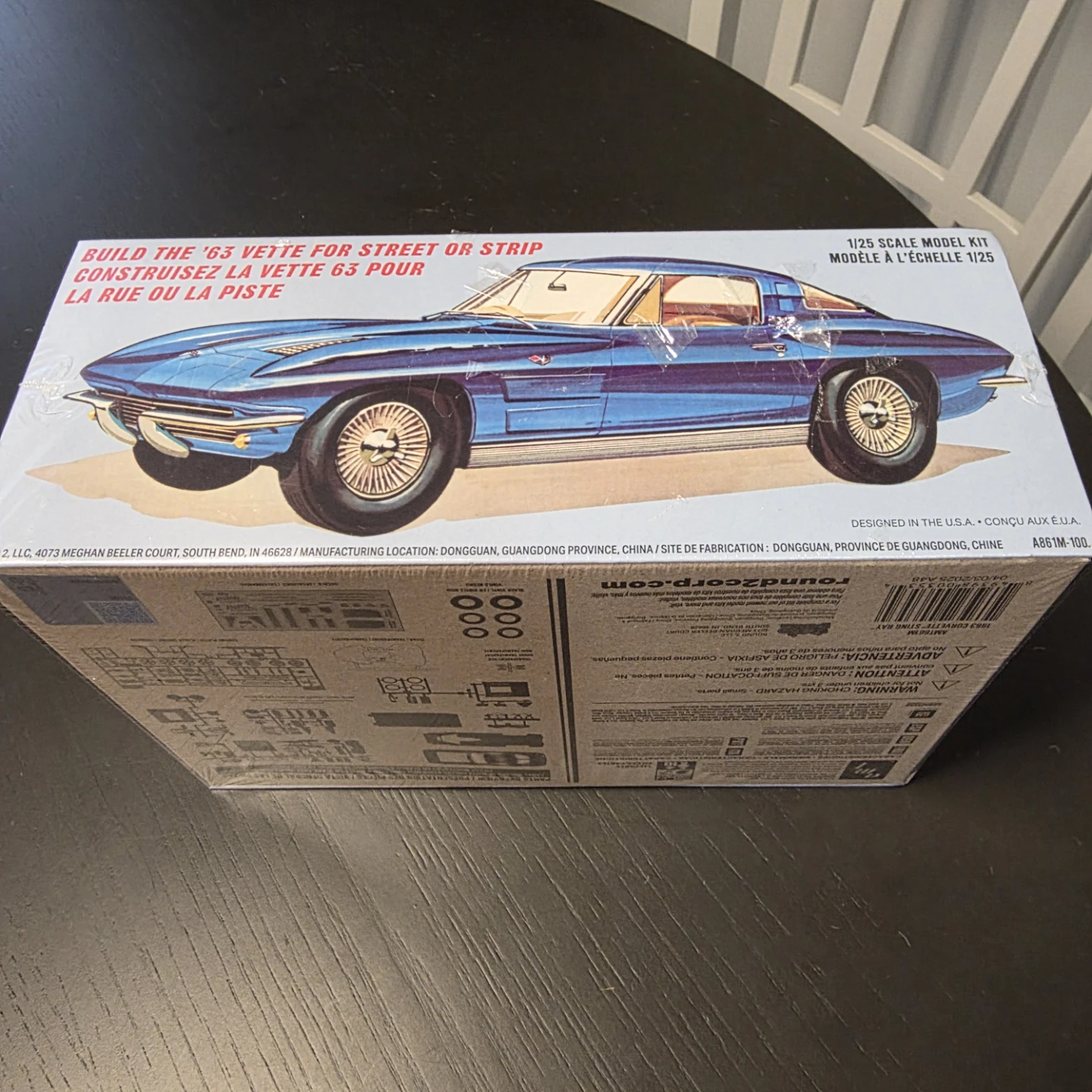 AMT 1963 Corvette Sting Ray Model Kit - photo 4