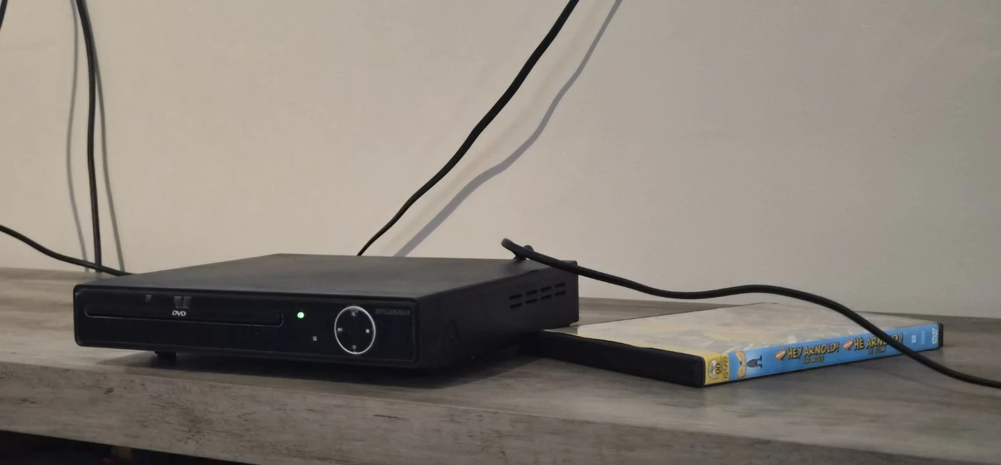 Read Bio | Sylvania DVD Player (HMDI Input - No Remote)