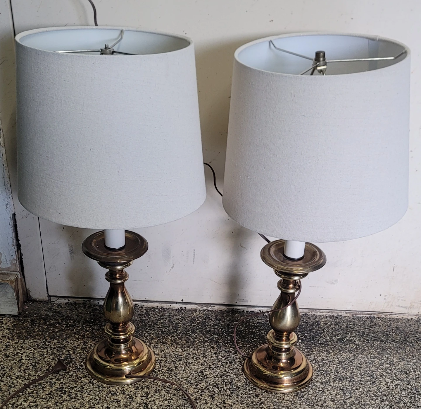 Pair of Brass Table Lamps - photo 2