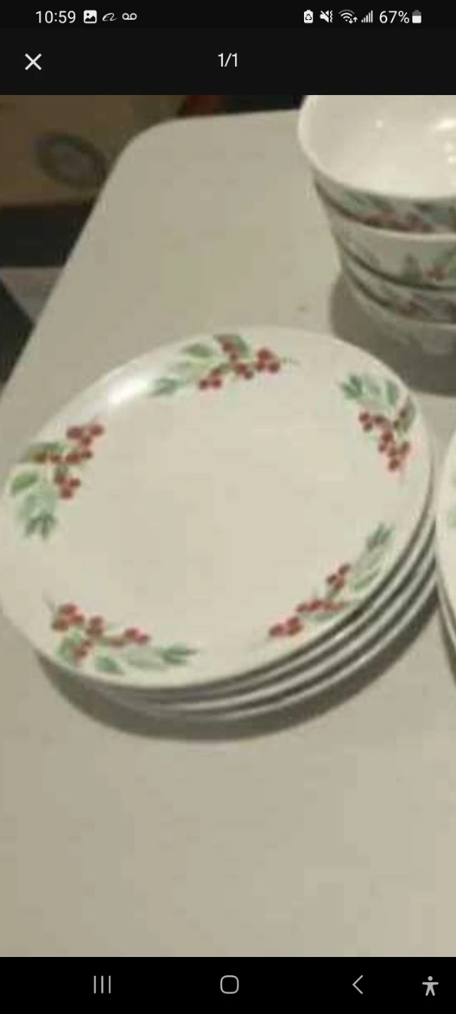 Christmas Holly Dinnerware Set - photo 3