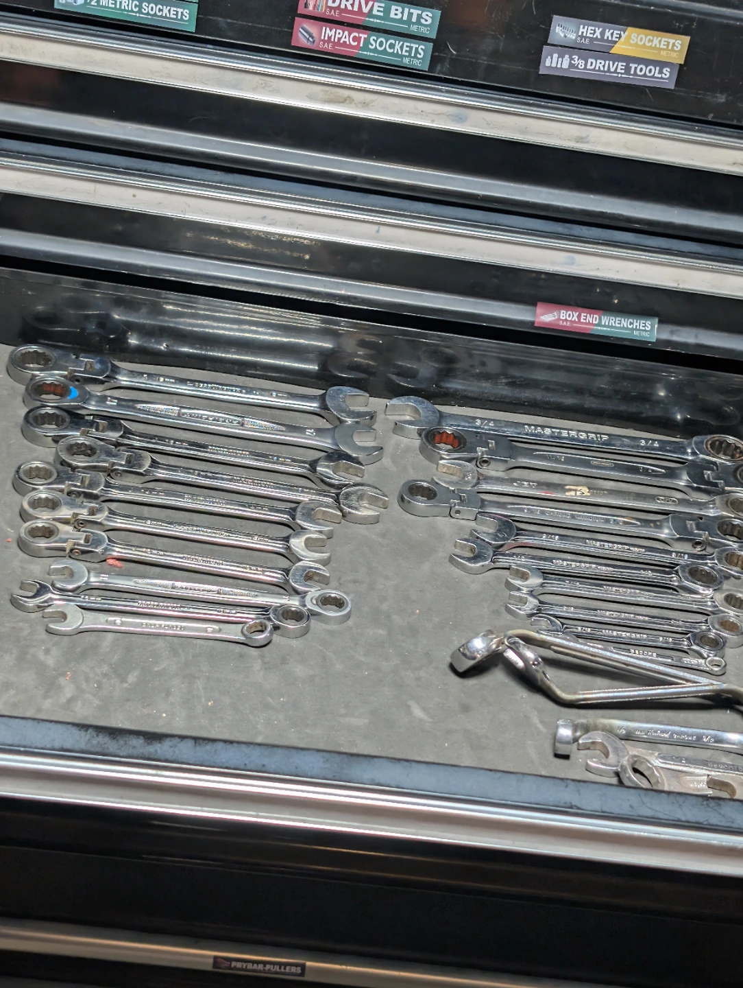 Bynford pro box and tools - photo 4