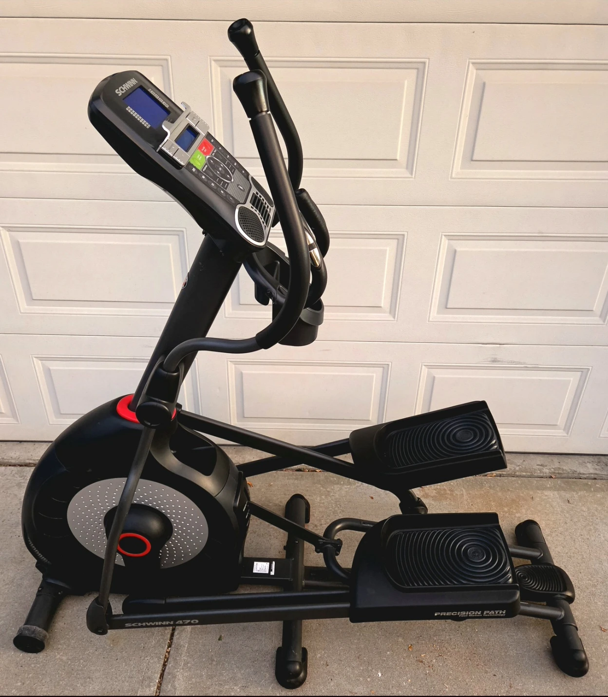 Schwinn 470 Top-Tier Elliptical Machine. Like New! - photo 2
