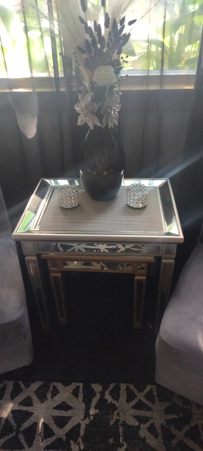 Coffee table and end tables - photo 4