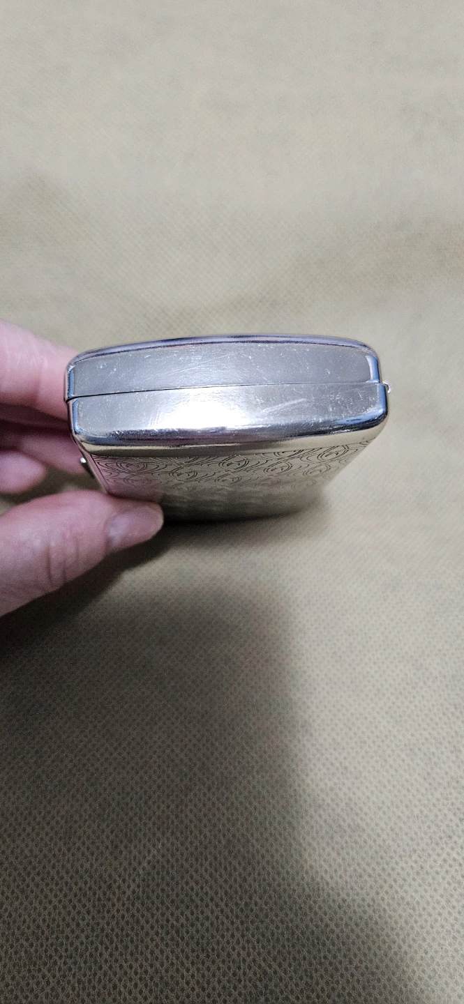 Vintage 20+ Year Old Silver-Tone Engraved Metal  Case - photo 3
