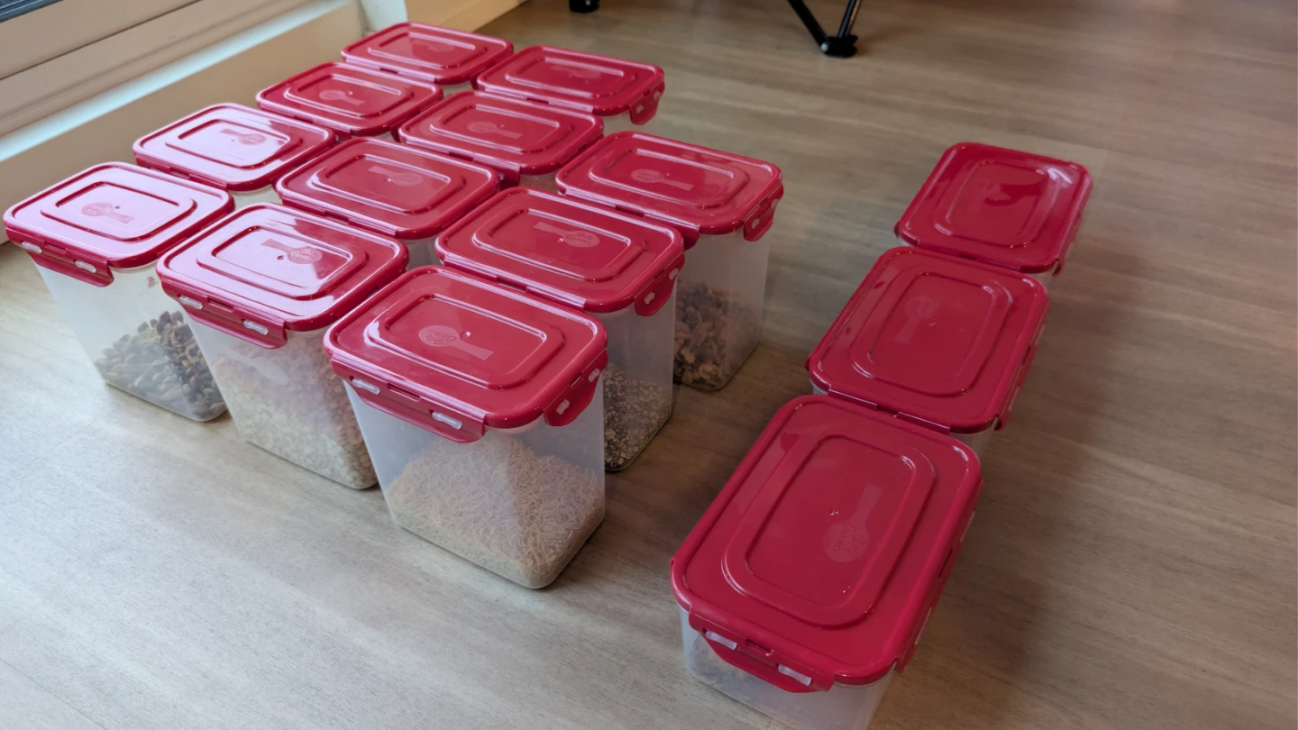 Betty Crocker Storage Containers (14 piece set)