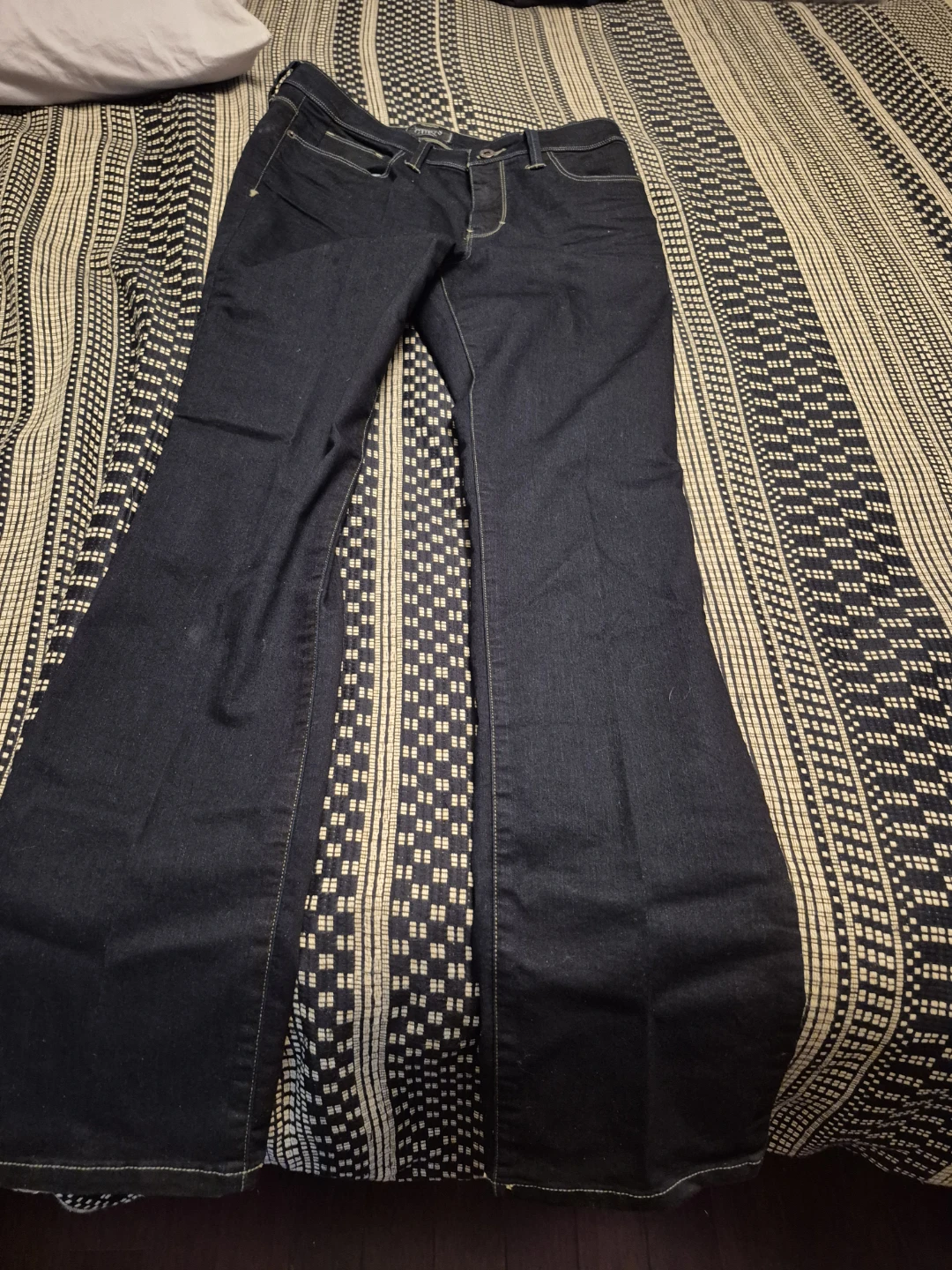 Guess Dark Wash Denim Jeans - photo 2