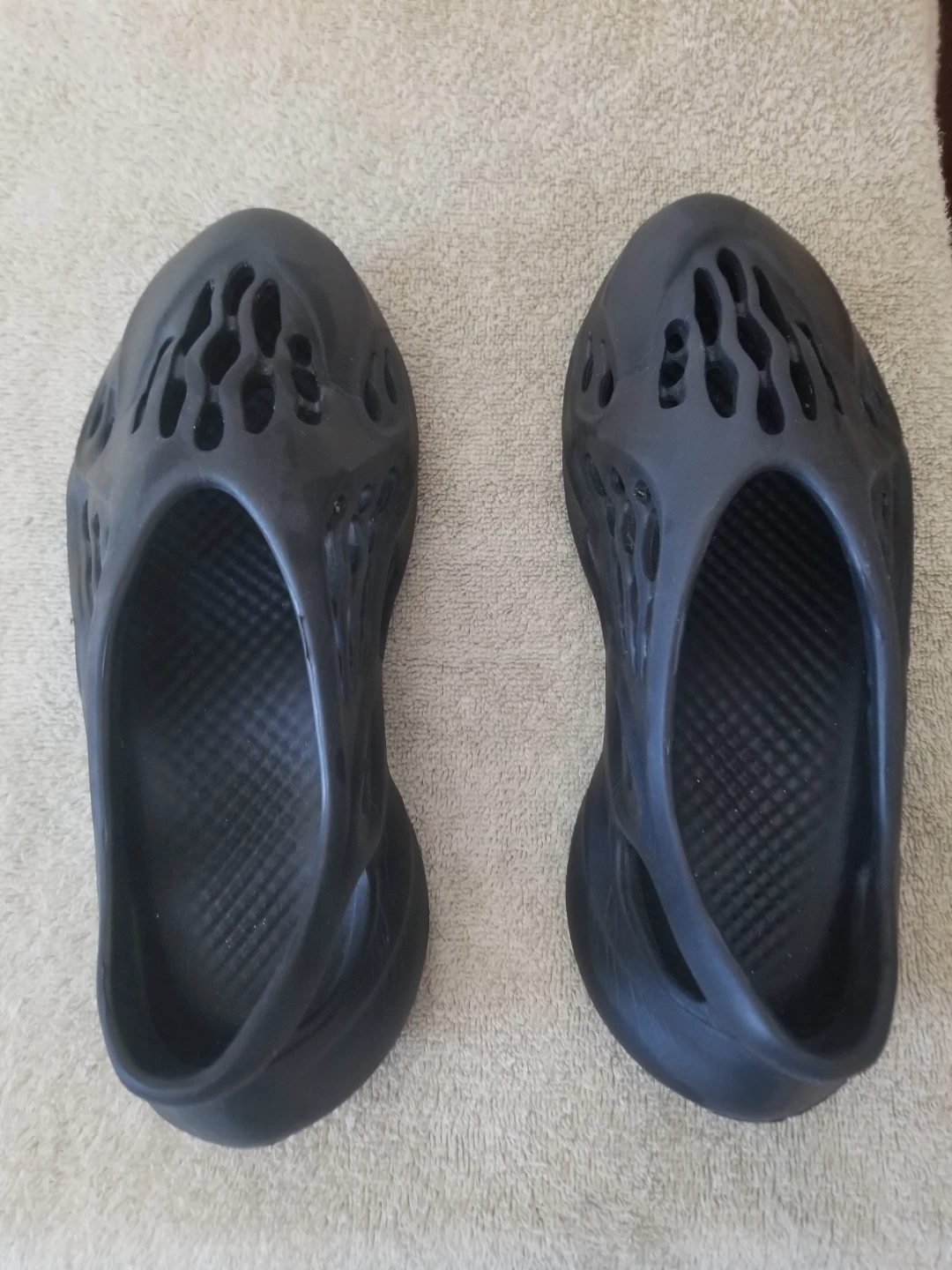 Adidas Yeezy Foam Runner Onyx - photo 5