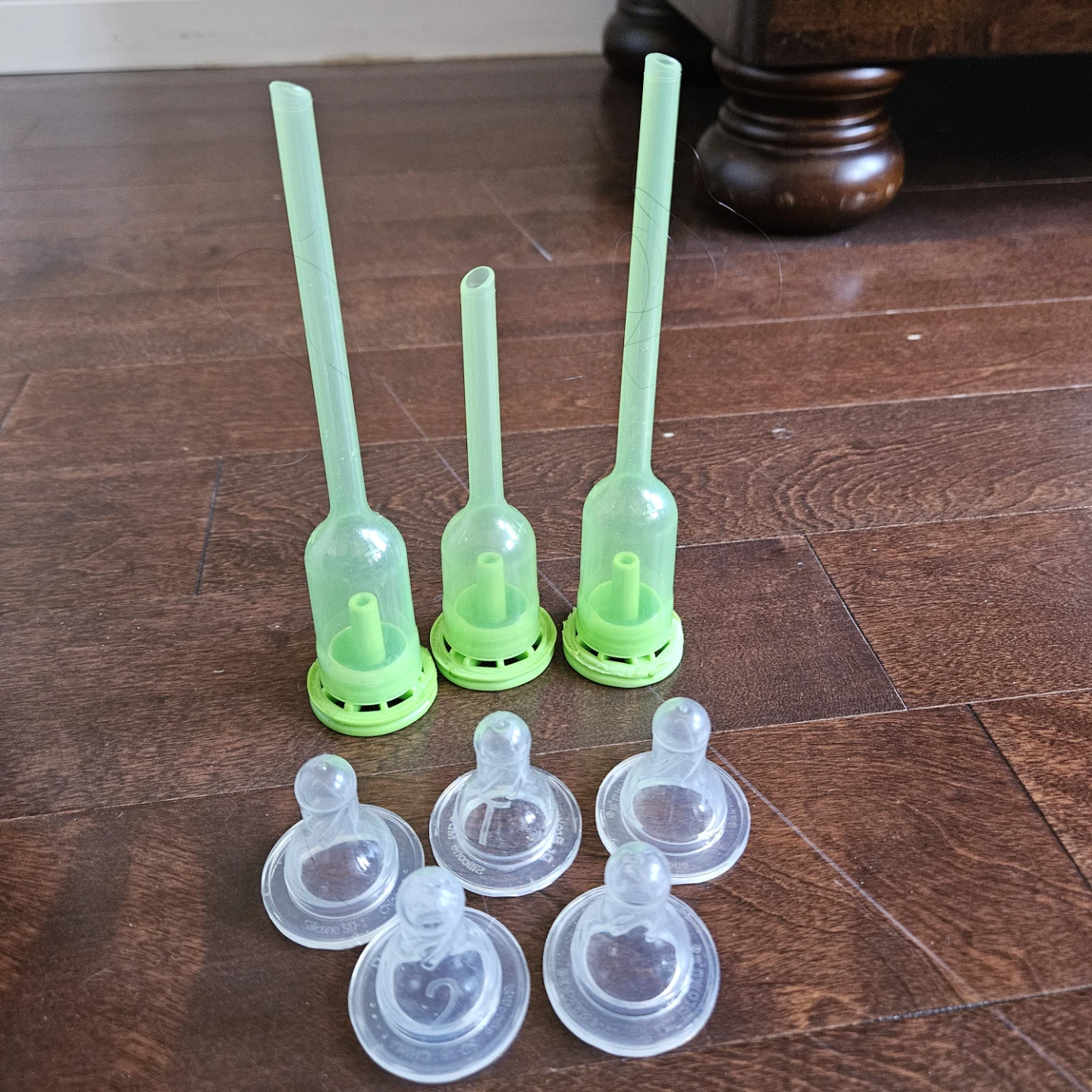 Dr. Brown's baby bottle parts set - photo 3