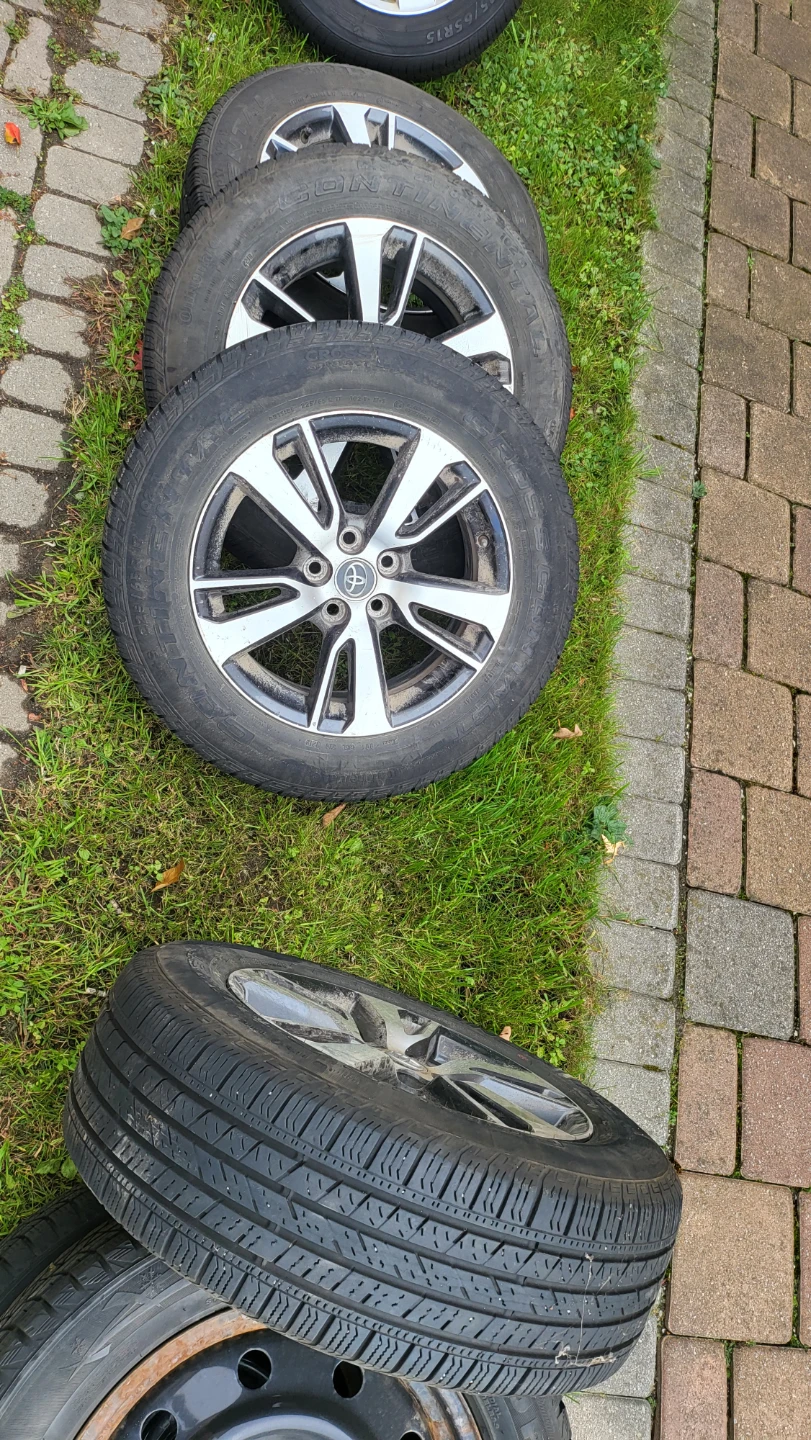 Set of 4 Toyota Rims with Continental Tires