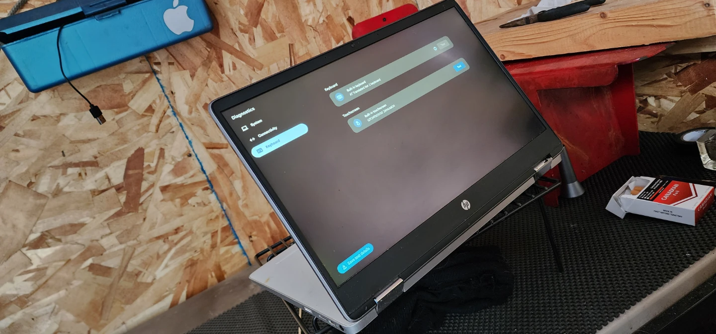 Chromebook laptop x360 touchscreen - photo 3