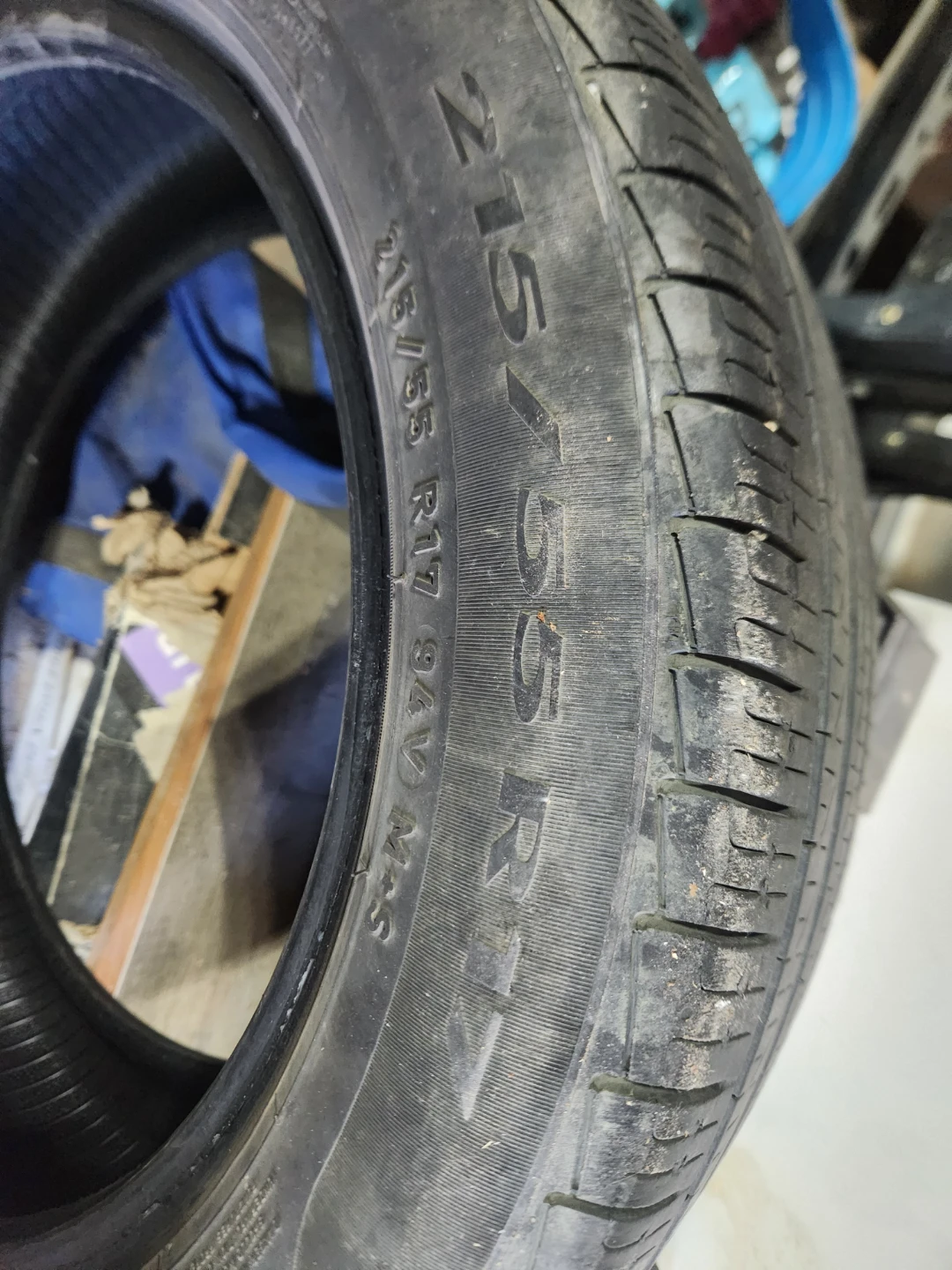 Pirelli 215/55 R17 Tire - photo 2