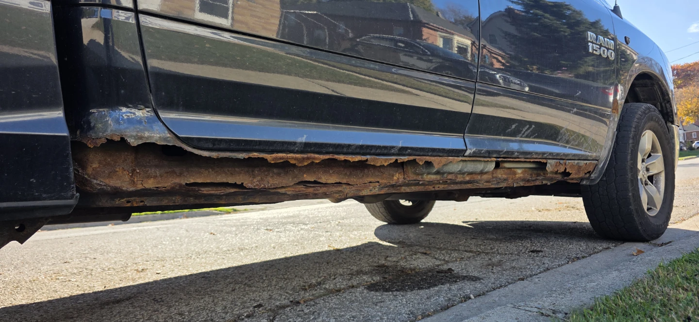 Ram 1500 4x4 Truck - photo 2