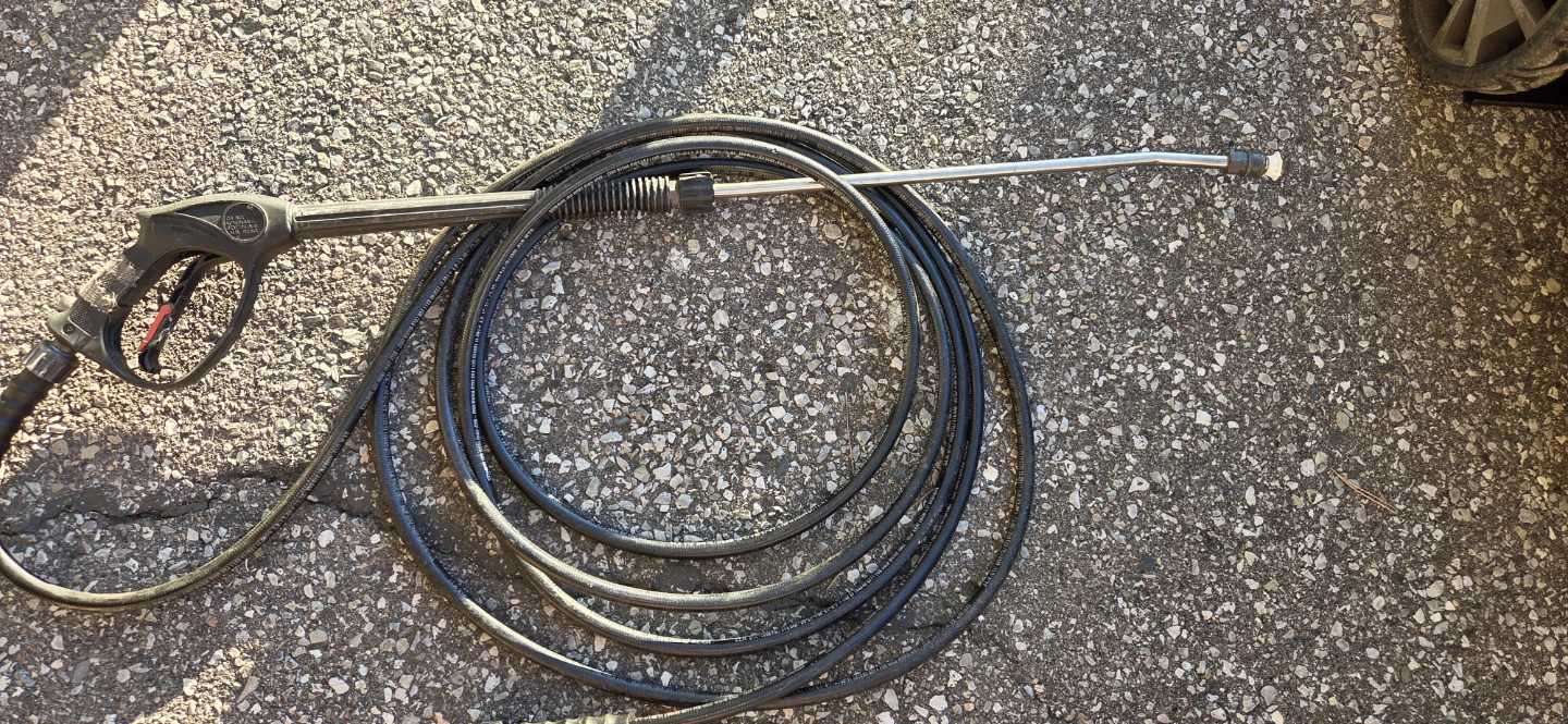 Karcher Pressure Washer Spray Gun and Hose