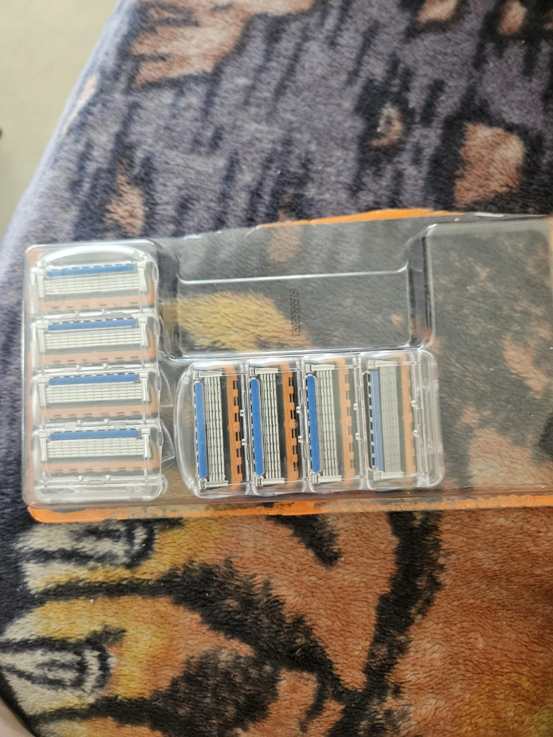 8 Gillette Replacement Razor Blades