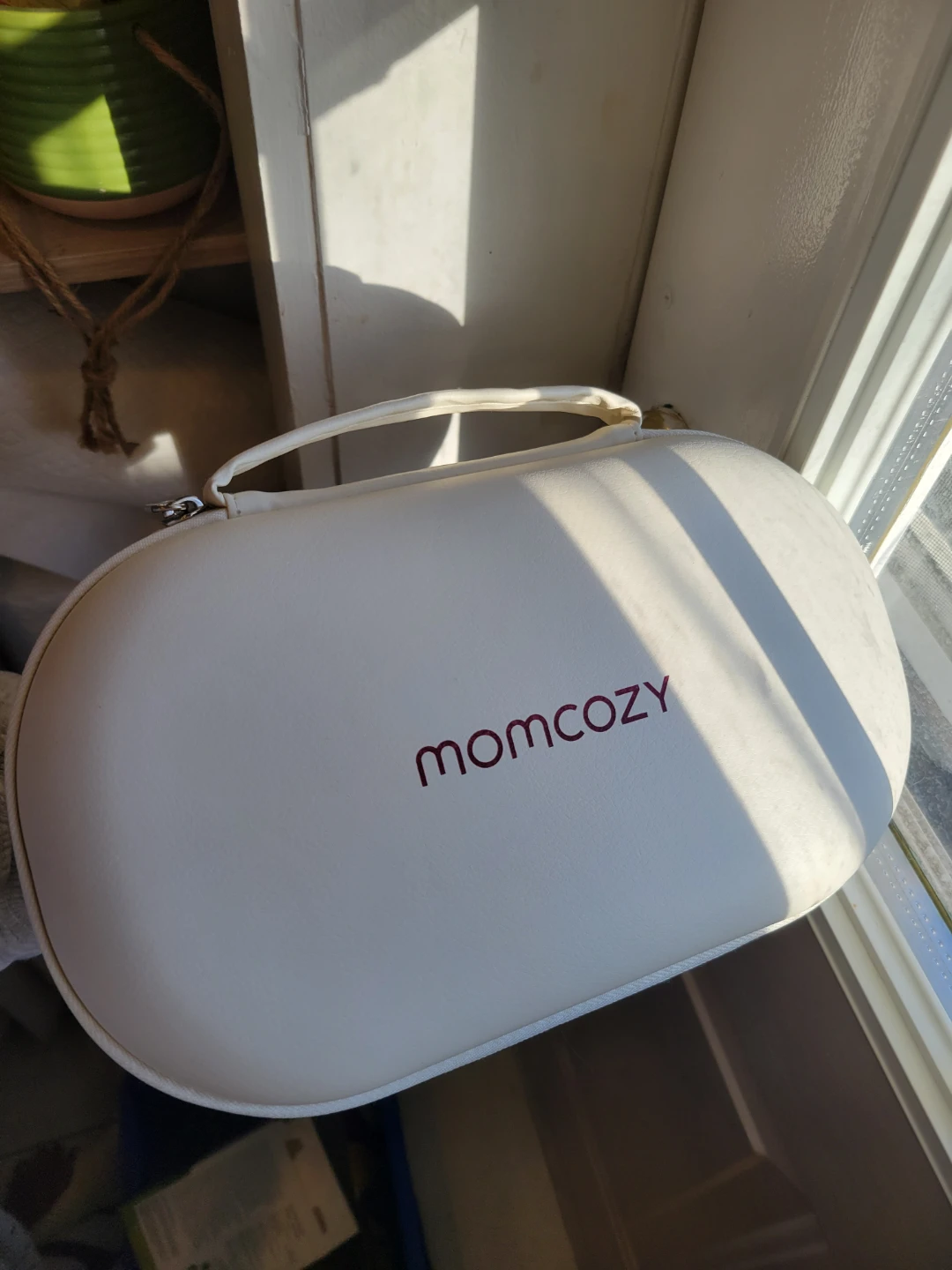 Momcozy M5 Wearable Breast Pump