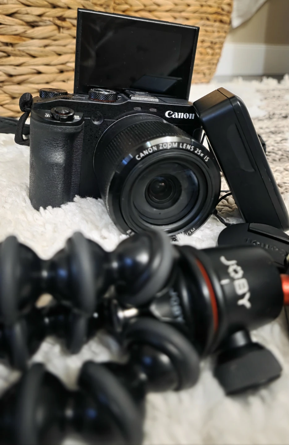 Canon PowerShot G3 X Digital Camera with Joby Tripod
