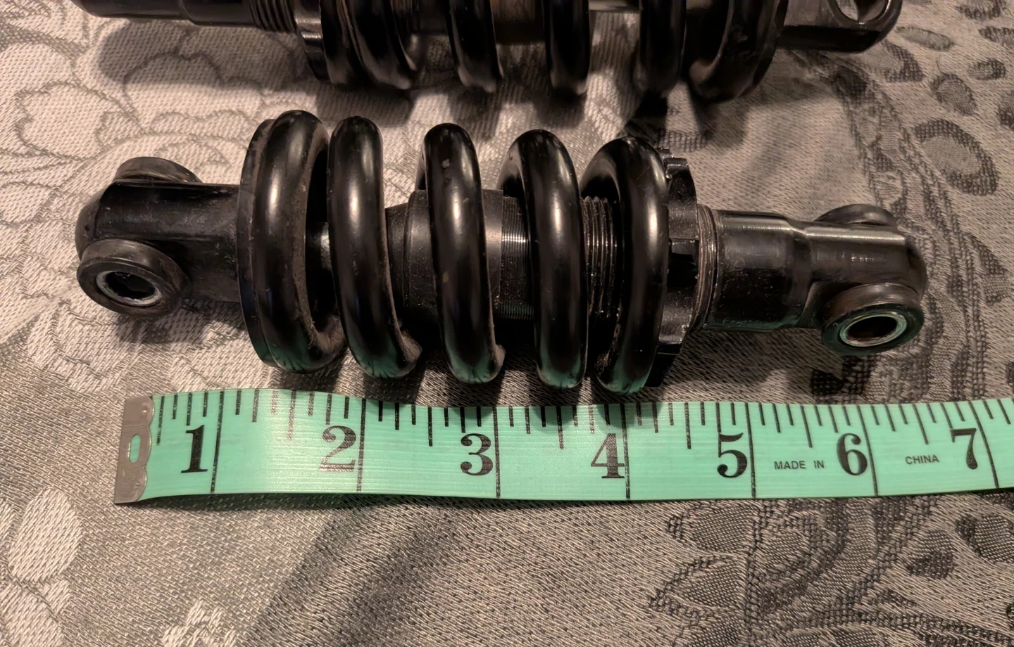 FREE! 🥕 Two Coil spring shock absorbers for bike/escooter - photo 2