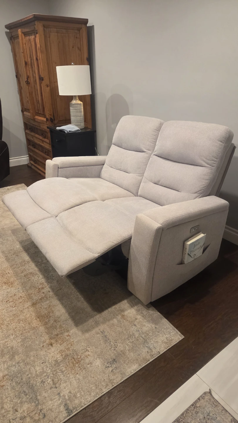 Powered Loveseat Recliner - photo 2