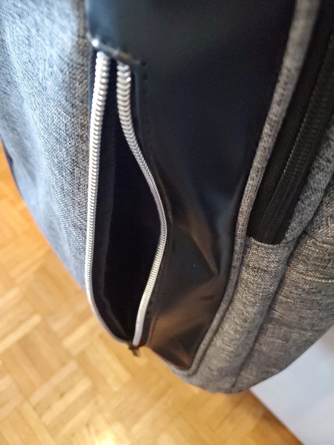 Laptop & IPad Fabric Backpack Brand New - photo 5