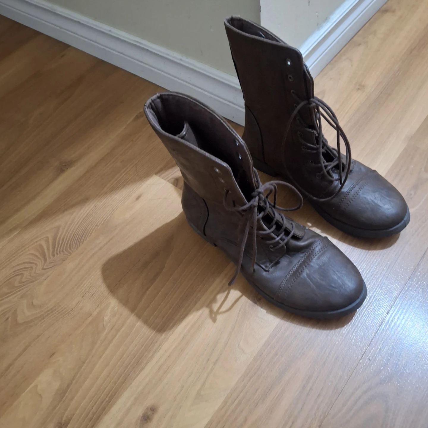 Ardene  Combat Boots