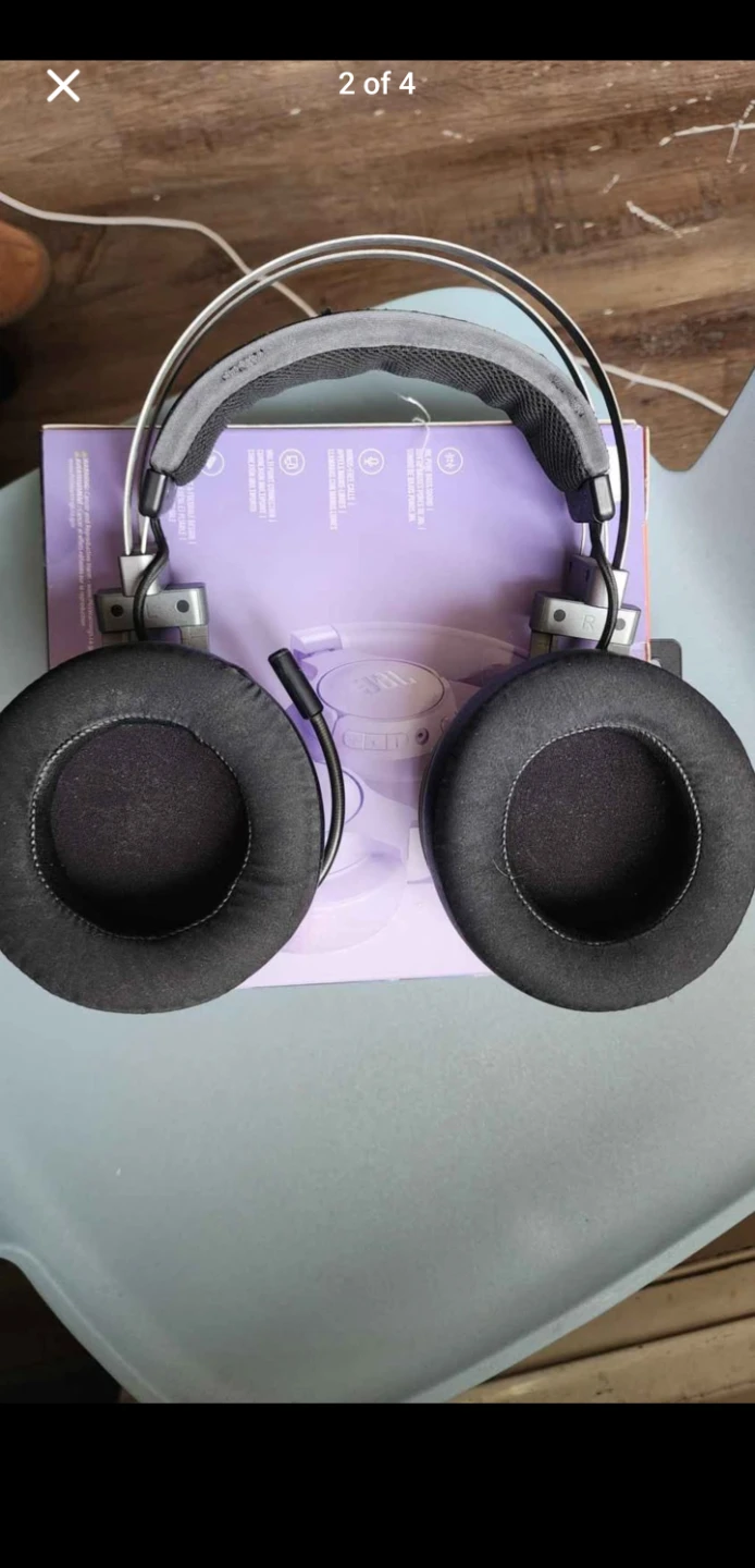 Razer BlackShark V2 Pro Wireless Gaming Headset - photo 2